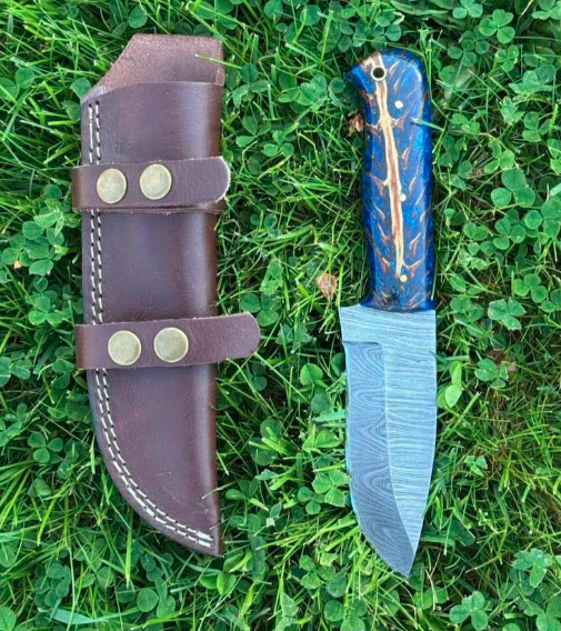 Fixed Blade Blue Skinning Knife: Full Tang Damascus Skinner Knife, Chefs Gift