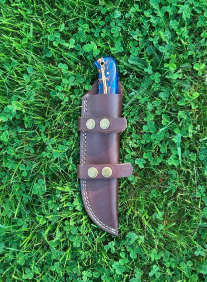 Fixed Blade Blue Skinning Knife: Full Tang Damascus Skinner Knife, Chefs Gift - Image 3