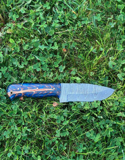 Fixed Blade Blue Skinning Knife: Full Tang Damascus Skinner Knife, Chefs Gift - Image 4